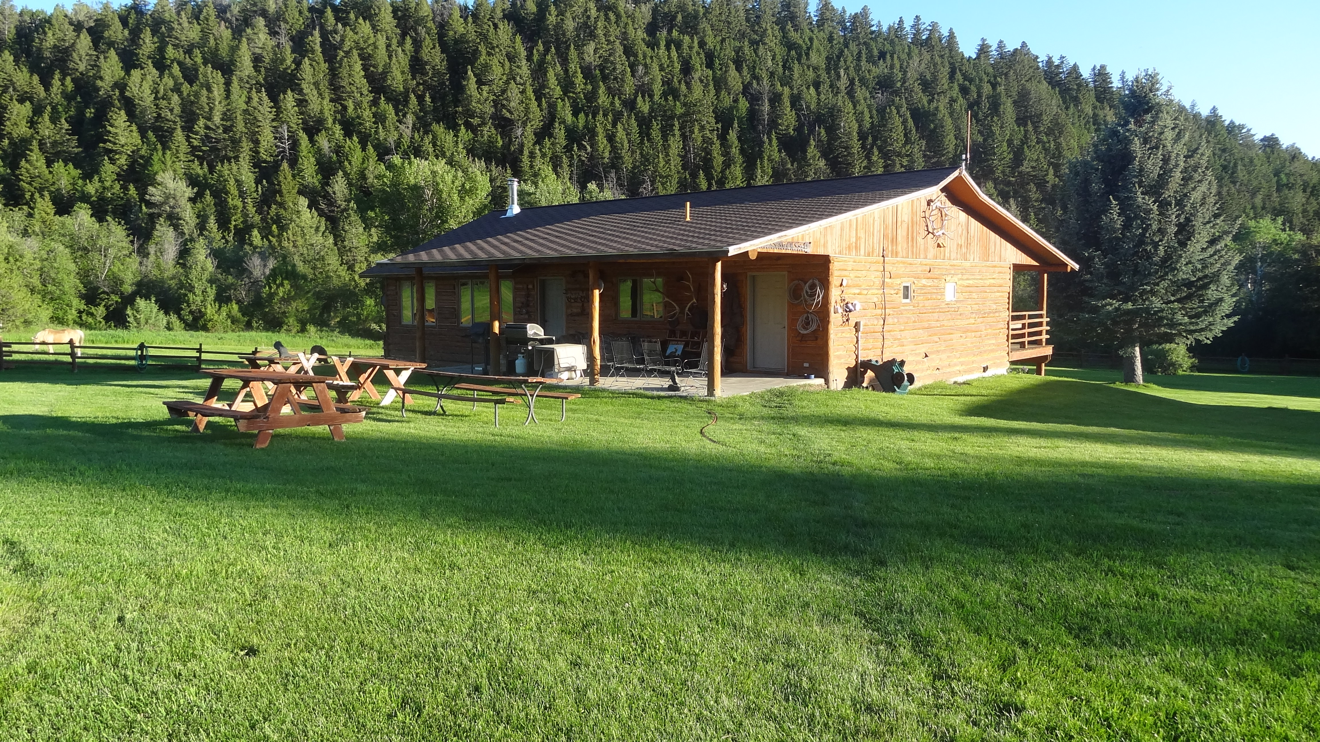 montana log cabin