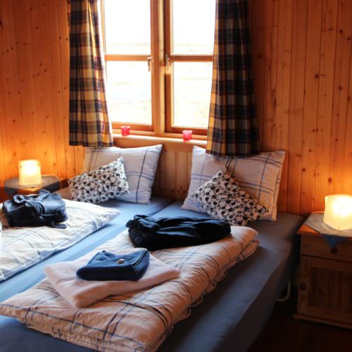 Iceland cottage twin room